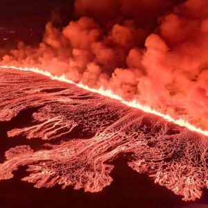 Volcano erupts again on Iceland peninsula