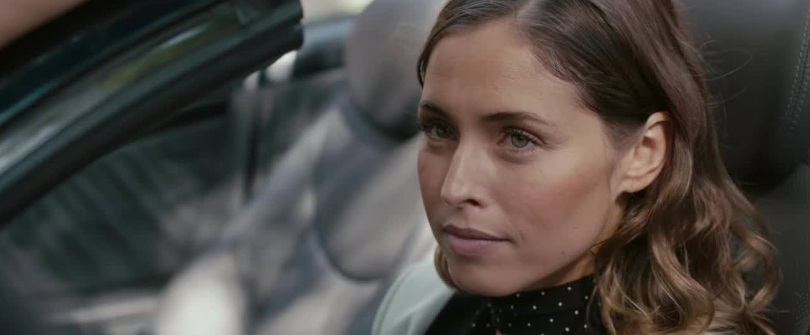 Below Her Mouth (2016)